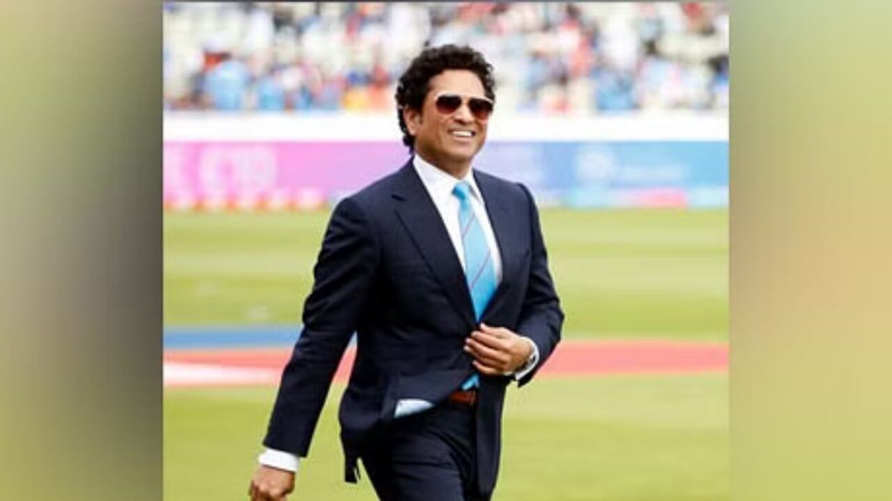 Good news: Sachin Tendulkar's life size statue unveiled at Mumbai's Wankhede Stadium 4012