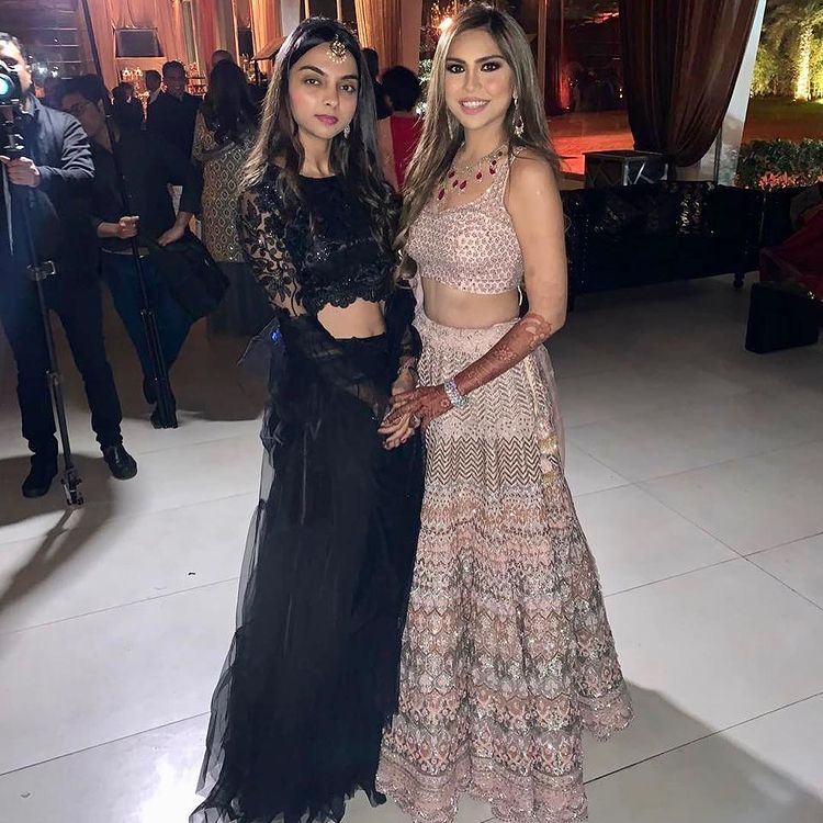 Her sister Ishita Advani is more glamorous than Kiara Advani, see proof 3390