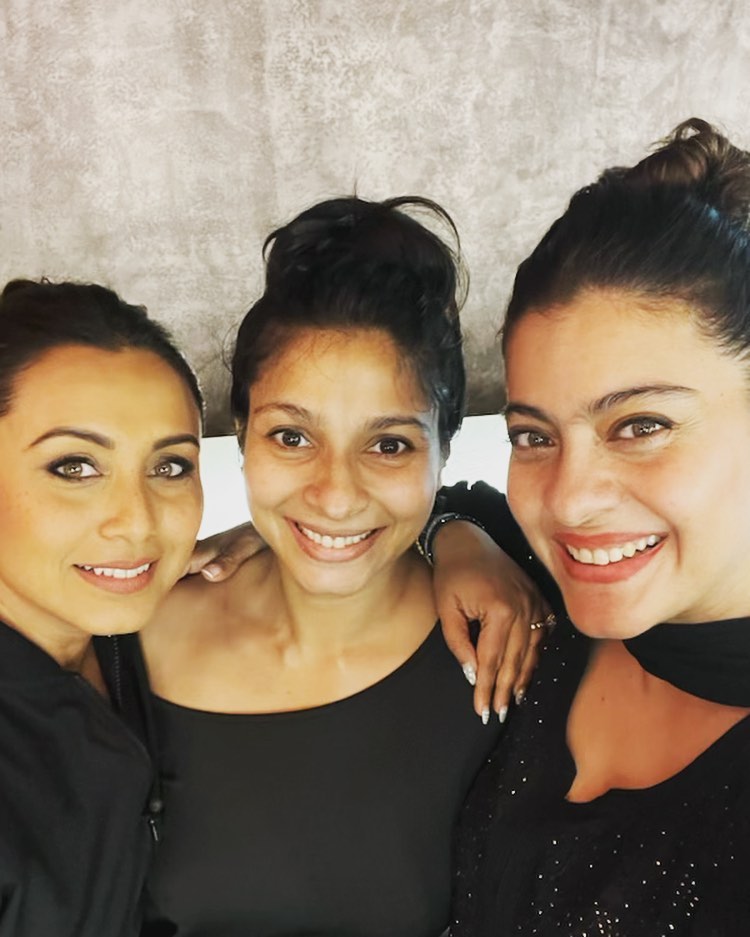 Kajol, Tanisha Mukherjee and Rani Mukherjee: 3 beauties of Bollywood seen in one frame 6702