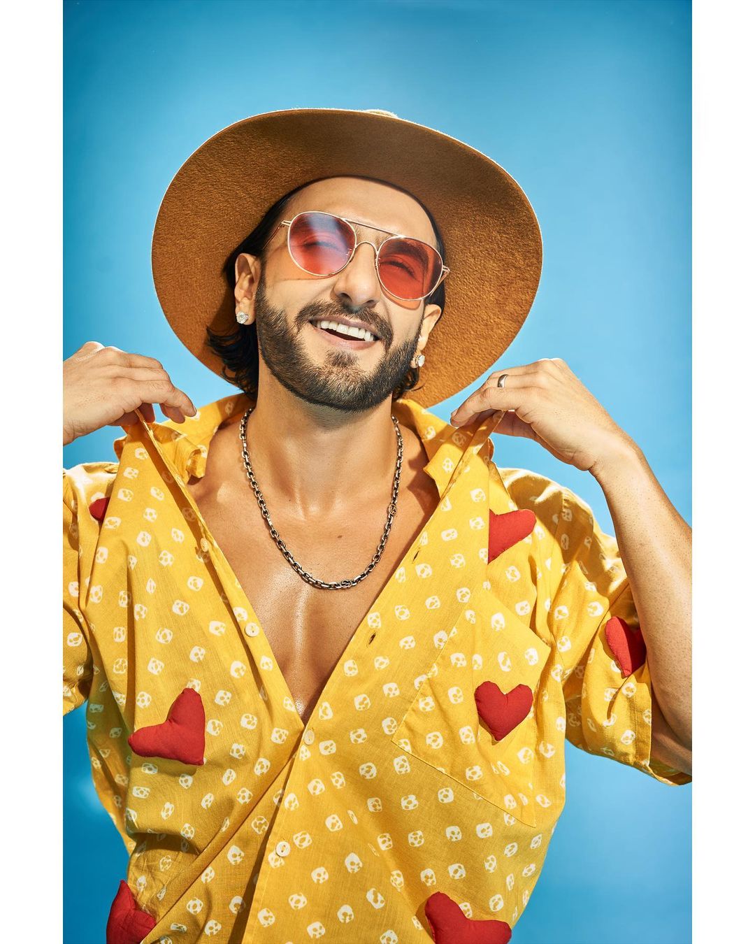 Ranveer Singh is rocking in stylish shirt look, see photos 4730