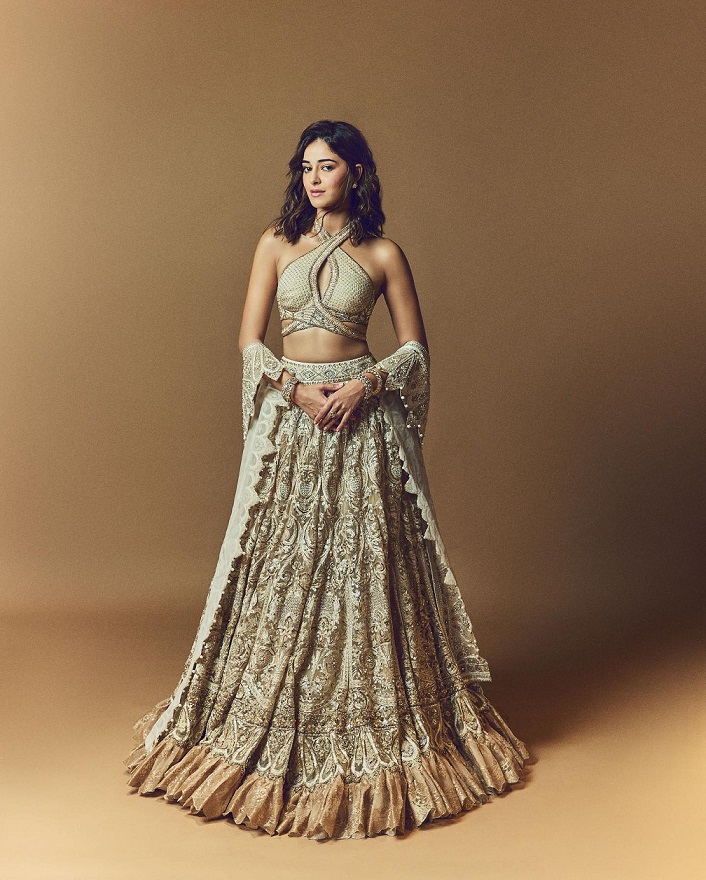 Take a look at Ananya Pandey's designer lehenga 6002