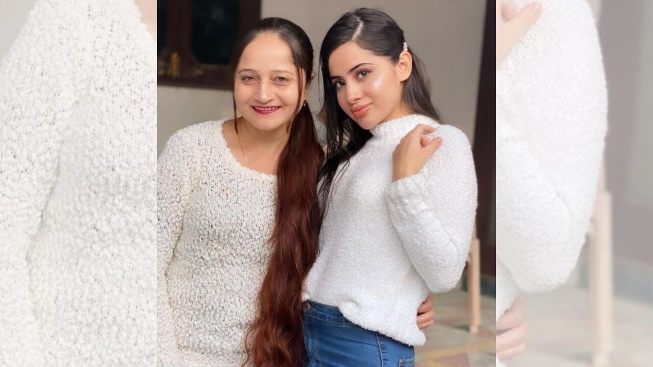 Her mother beats even Urfi Javed in beauty, see proof 10824