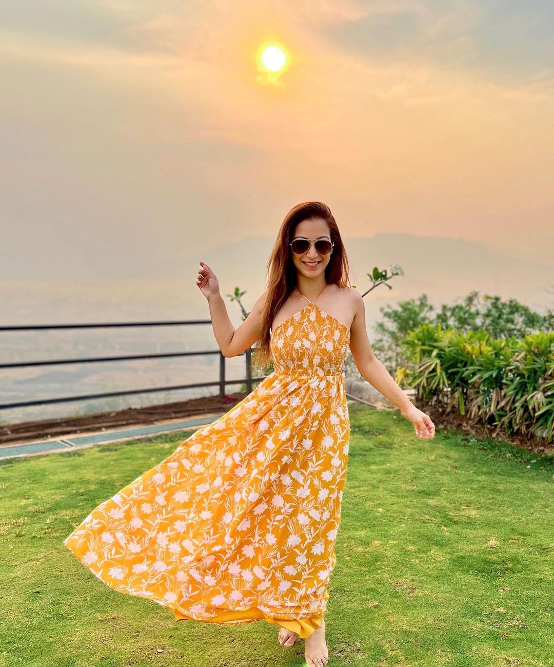 Tarak Mehta's Anjali Bhabhi's floral printed dress created a stir on the internet, see photos 14244