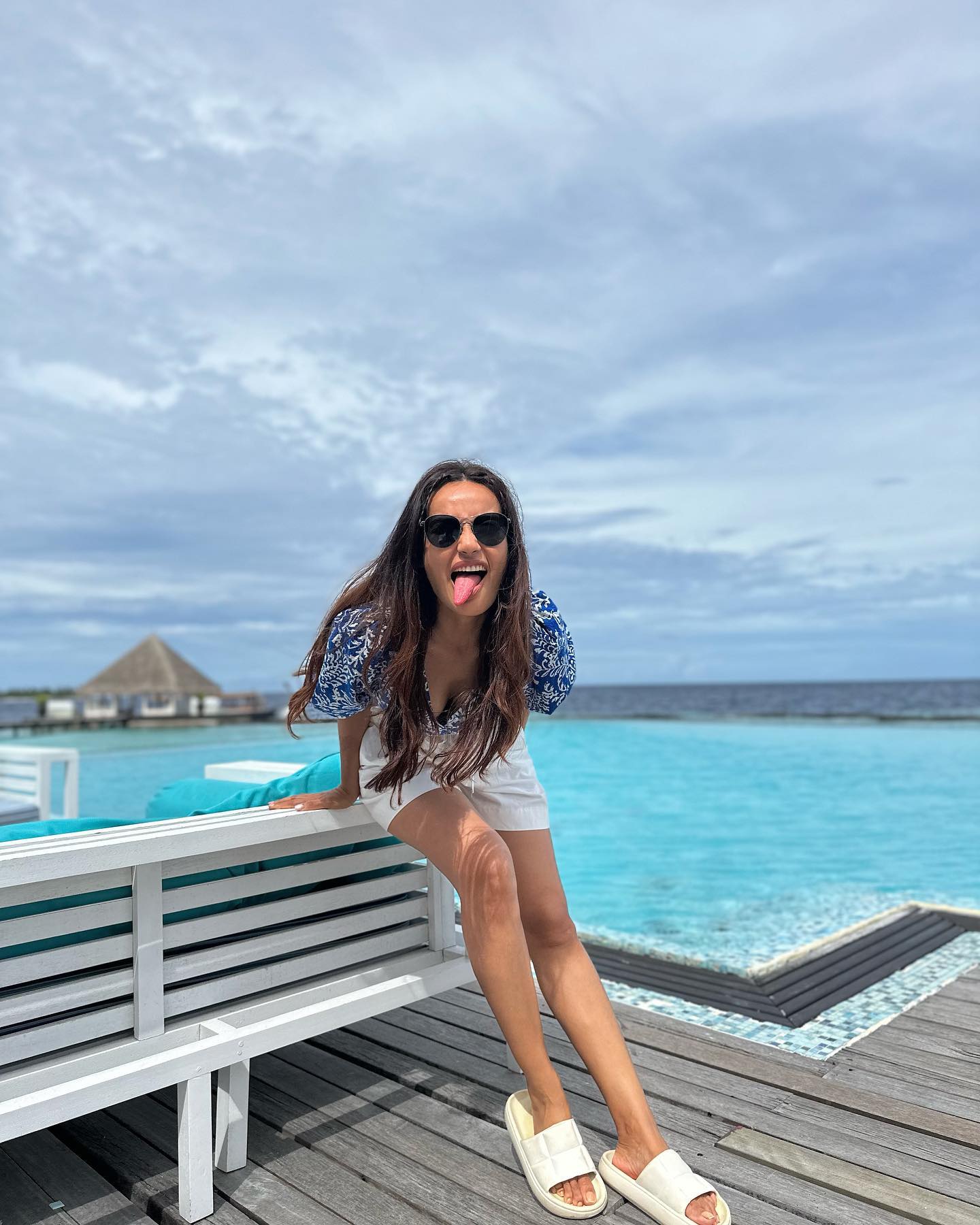 Surbhi Jyoti is enjoying fun-filled moments in Maldives, see charming pictures 16883